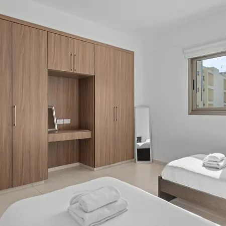 Downtown Comfort * Ларнака